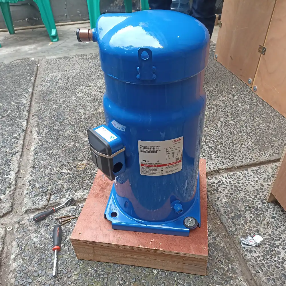 Kompresor Danfoss SZ120S4VC